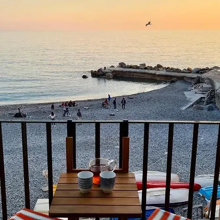 Flat Beachfront