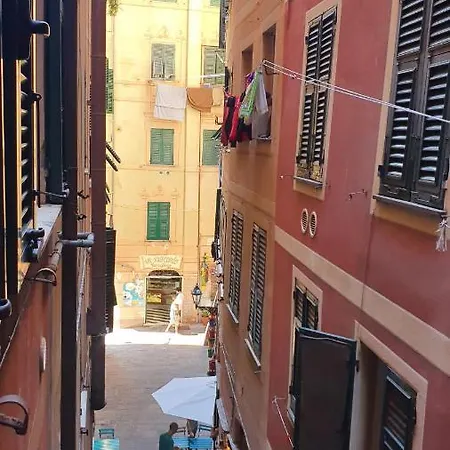 Flat Beachfront Apartment Camogli