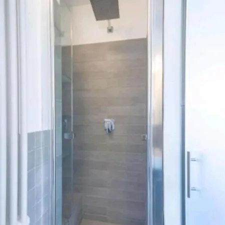 Flat Beachfront Камольи