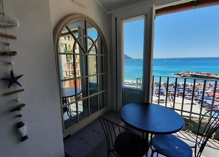 Flat Beachfront Camogli